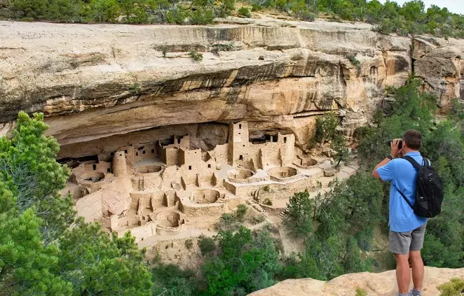 Closest national park to Albuquerque
