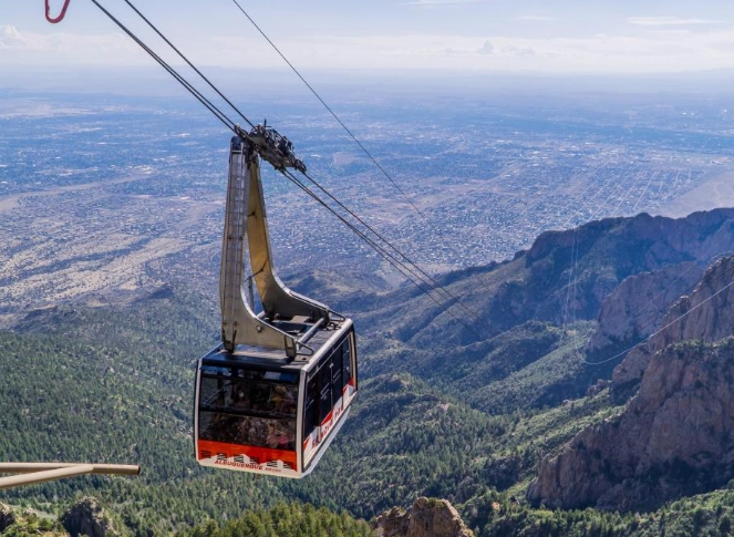 What is the closest national park to Albuquerque?