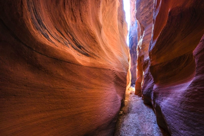Slot Canyons Utah Guide: Best Hikes, Safety Tips & Hidden Gems