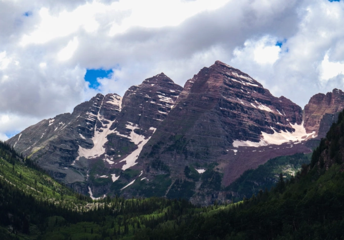 Can You See the Maroon Bells from Independence Pass? The Real Answer
