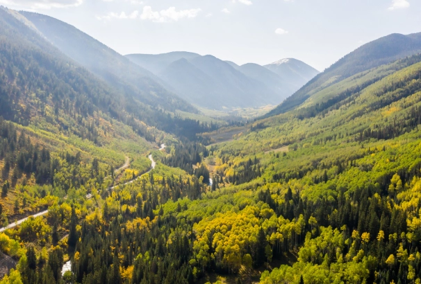 Can you see Maroon Bells from Independence Pass