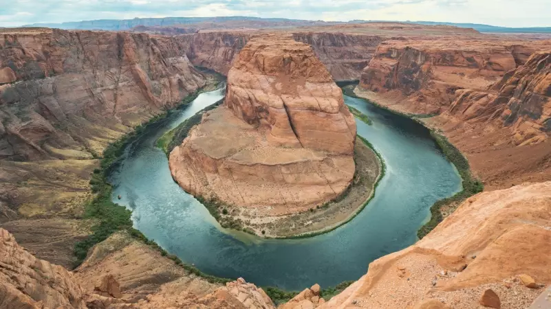 Discover Horseshoe Bend Arizona: Your Complete Guide to Hiking, Photos & Tours