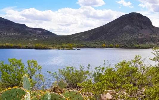 Lake San Carlos boat launch