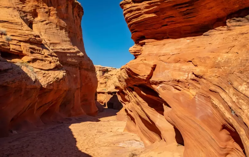 Waterhole Canyon vs Antelope Canyon