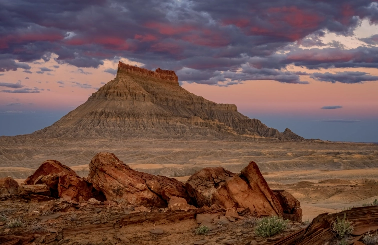 Factory Butte hiking