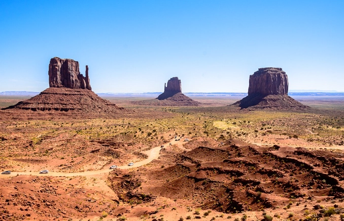 how to get to Monument Valley