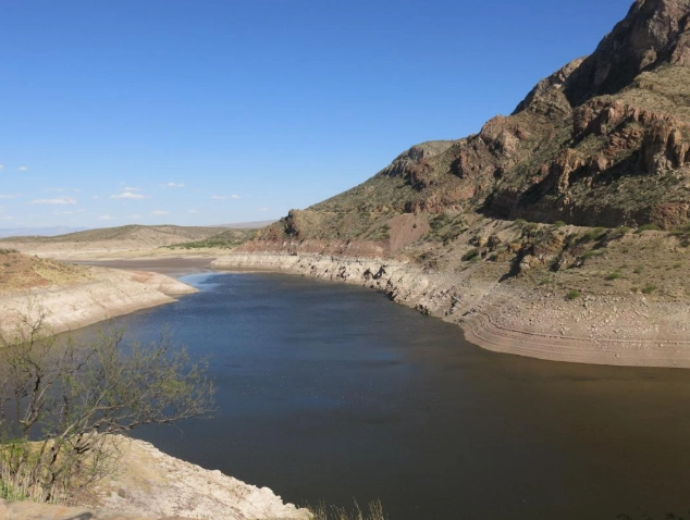 things to do San Carlos Lake