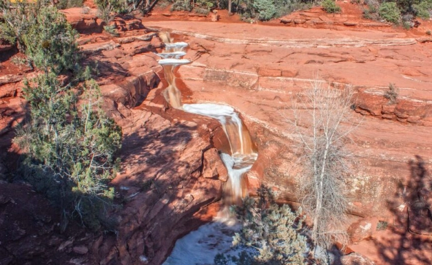 Sedona red rocks hiking