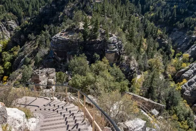 Sinagua cliff dwellings