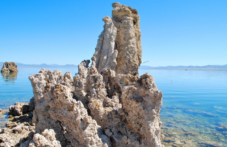 things to do mono lake