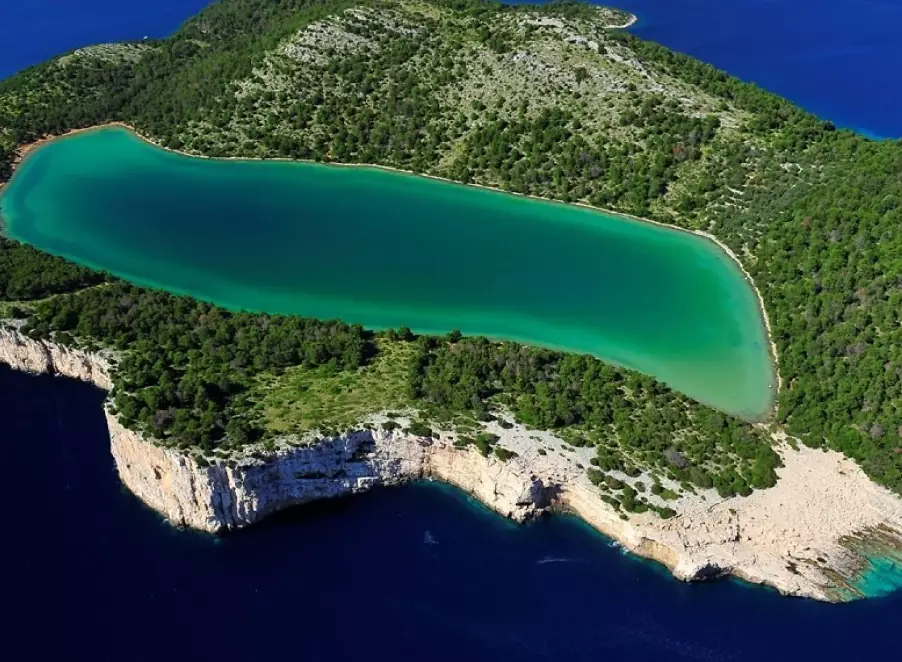 Dalmatian coast travel