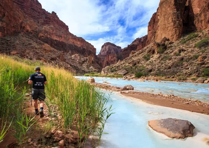Little Colorado River trail